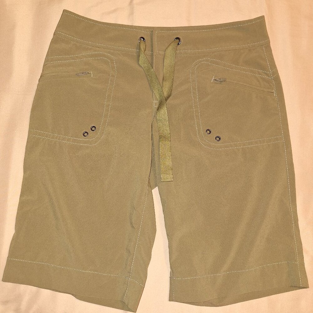 Athleta olive shorts EUC